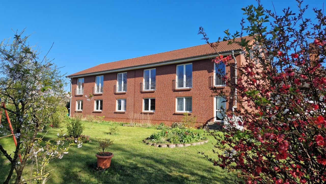 Haus Schmidt Apartment Alt Bukow ภายนอก รูปภาพ
